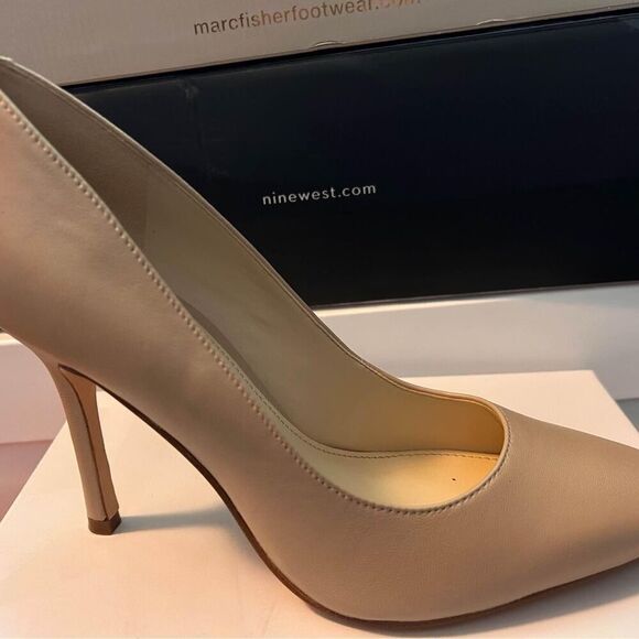 New in the box! Nine West beige classic heels - Picture 5 of 9